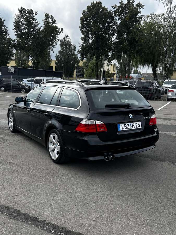 BMW 535 2008 — engine 2993 cm³, 286 HP (210kW)