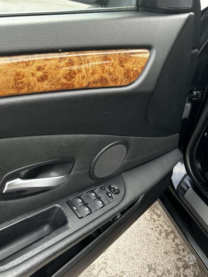BMW 535 2008 — photo 9