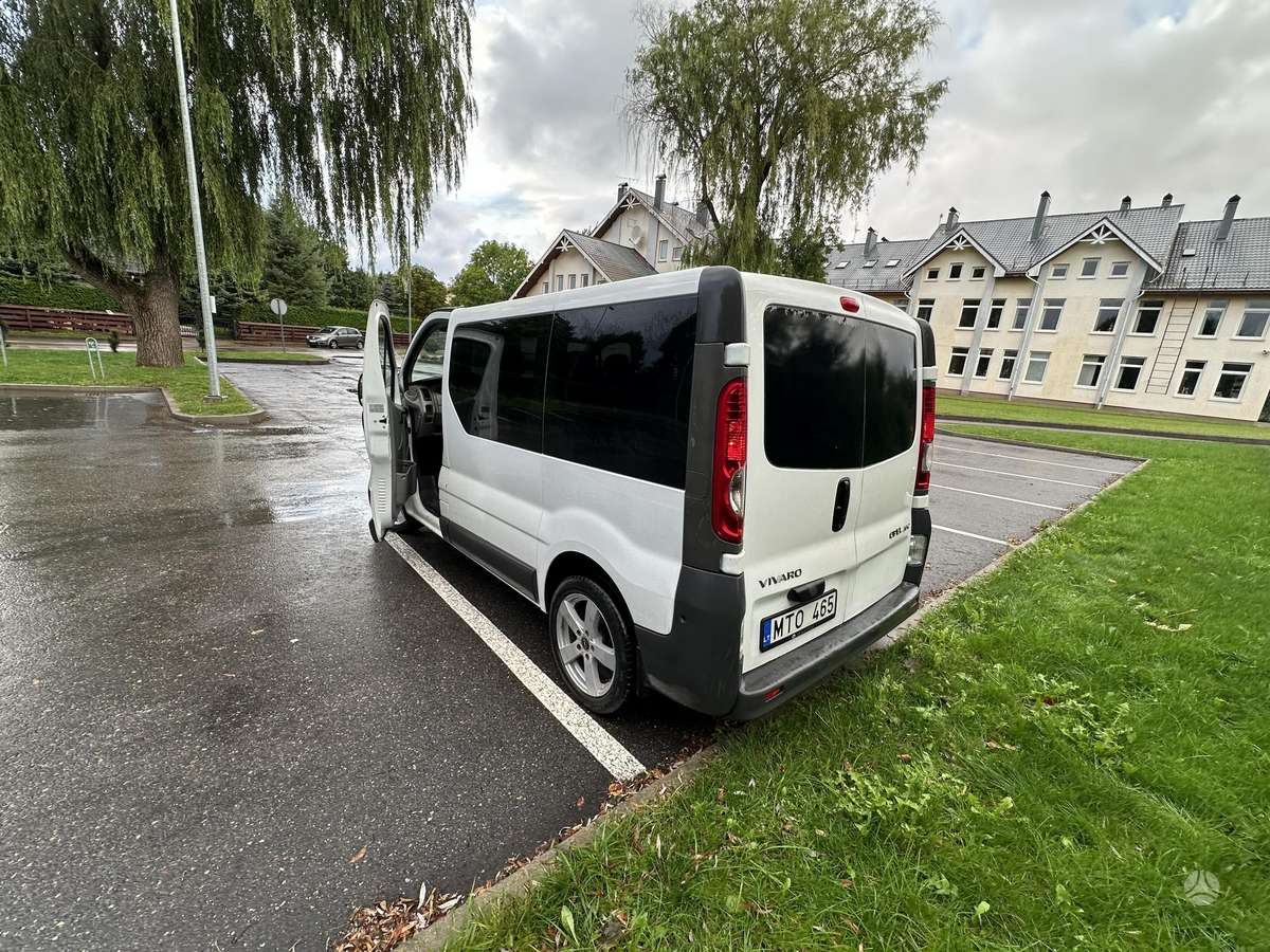 Opel Vivaro 2007 — photo 9