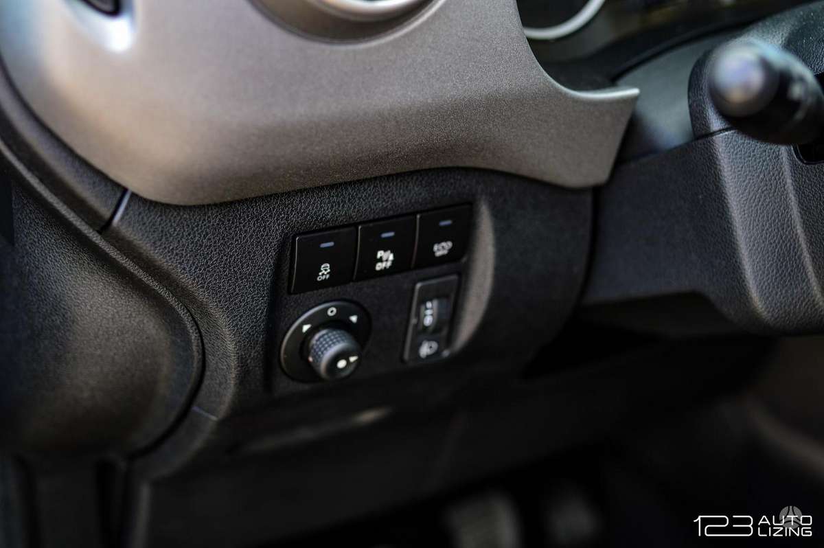 Citroen Berlingo 2015 — photo 16