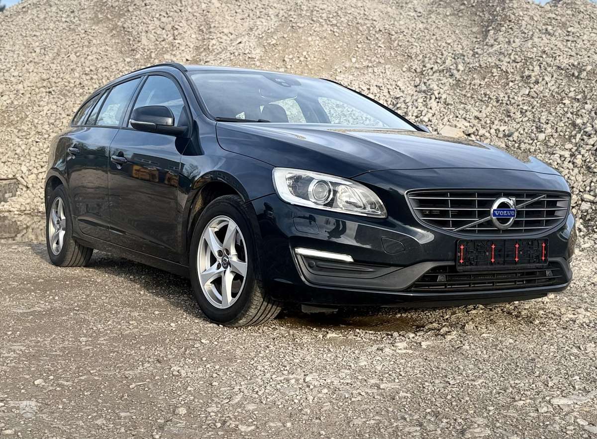 Volvo V60, 2015