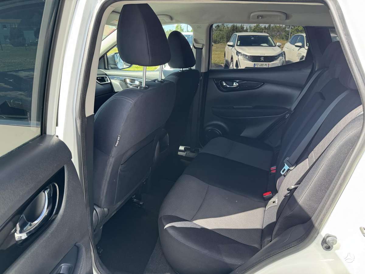 Nissan Qashqai 2015 — photo 16