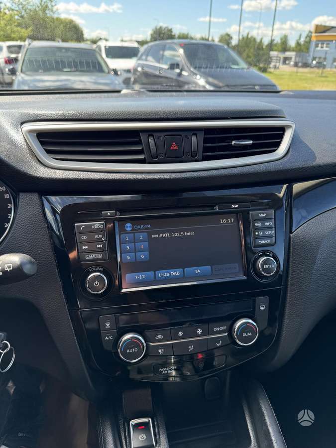 Nissan Qashqai 2015 — photo 23