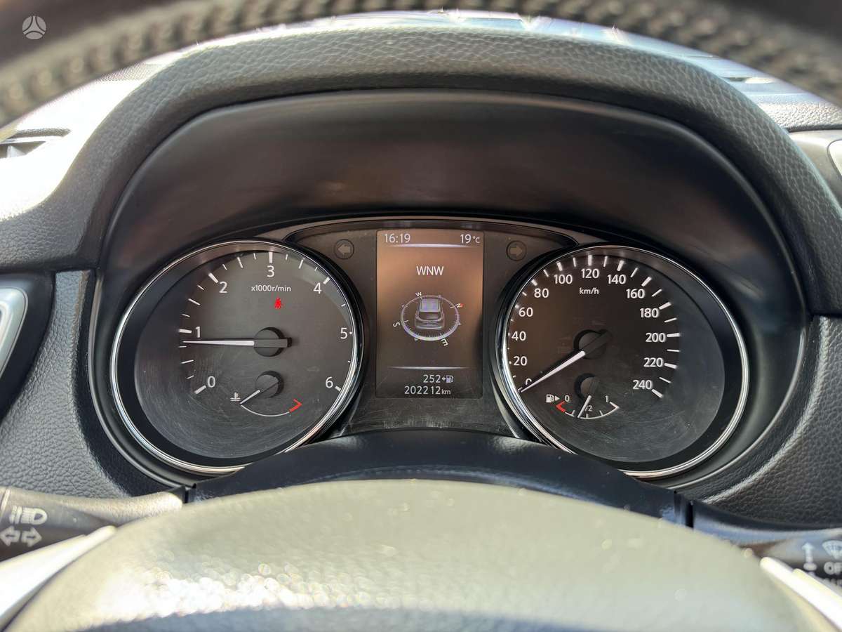 Nissan Qashqai 2015 — photo 30