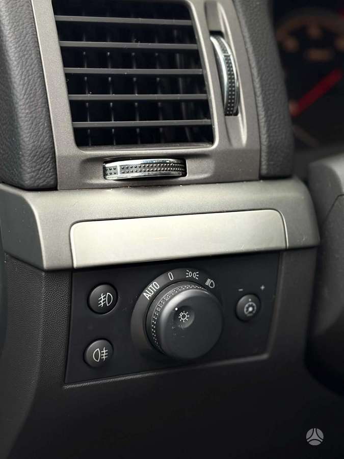 Opel Vectra 2008 — photo 18