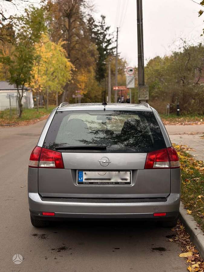 Opel Vectra 2008 — engine 1910 cm³, 150 HP (110kW)