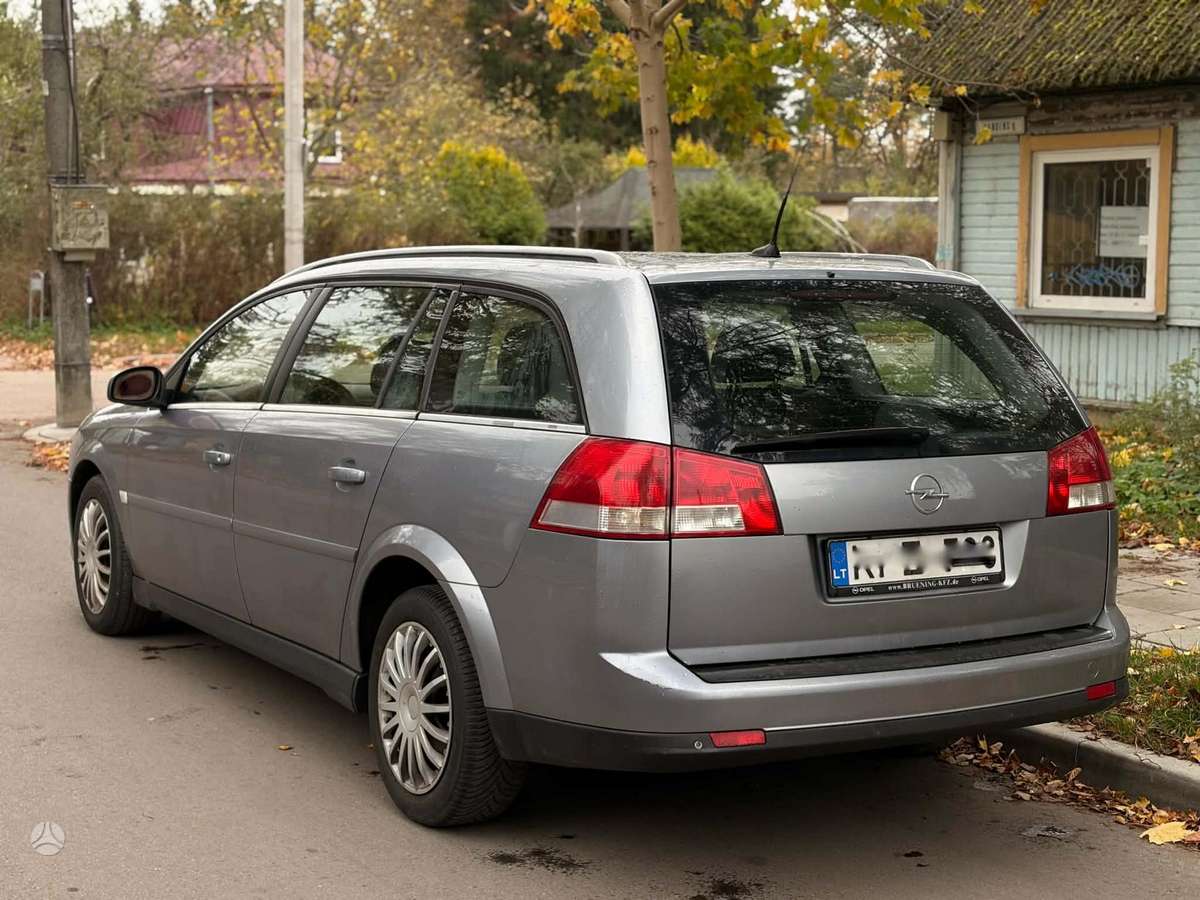 Opel Vectra 2008 — photo 5