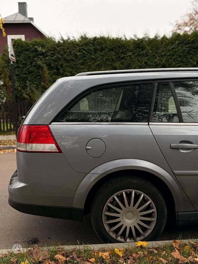 Opel Vectra 2008 — photo 8