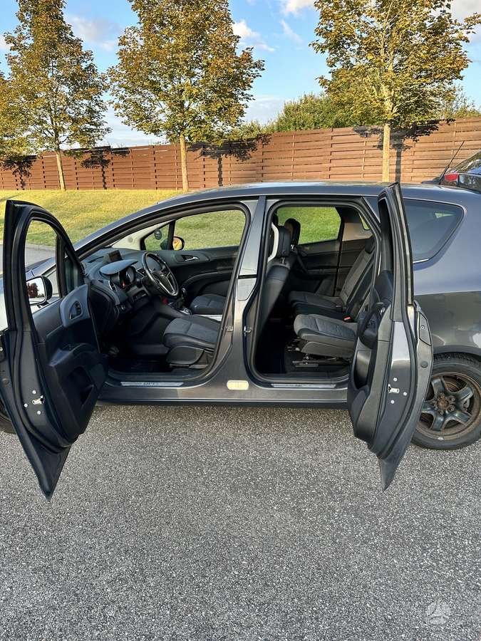 Opel Meriva 2014 — photo 8