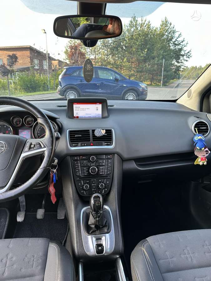 Opel Meriva 2014 — photo 9