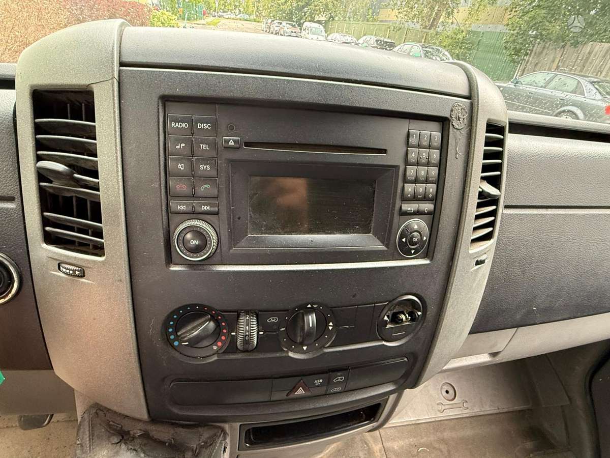 Mercedes-Benz Sprinter 2013 — photo 6