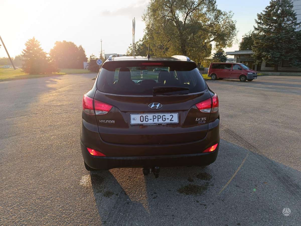 Hyundai ix35 2011 — photo 6