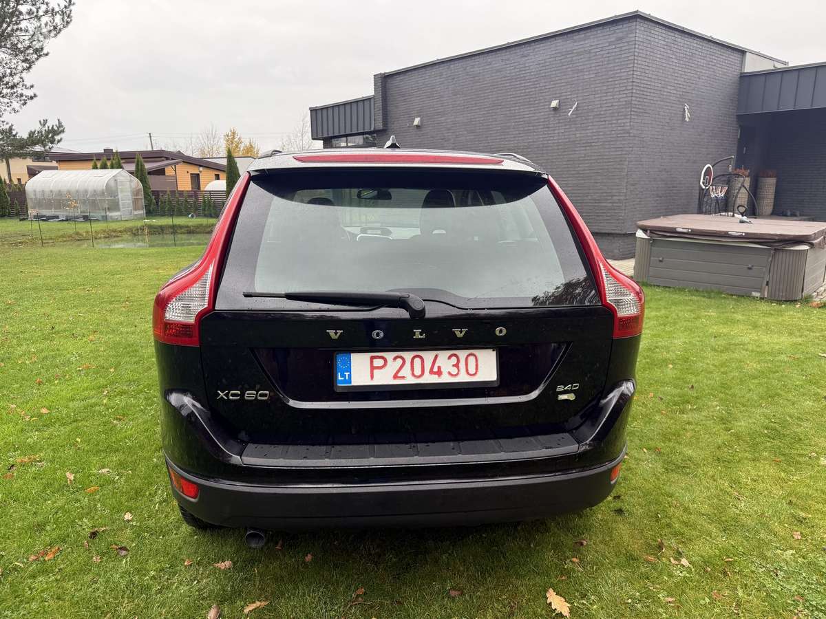 Volvo XC60 2009 — photo 6