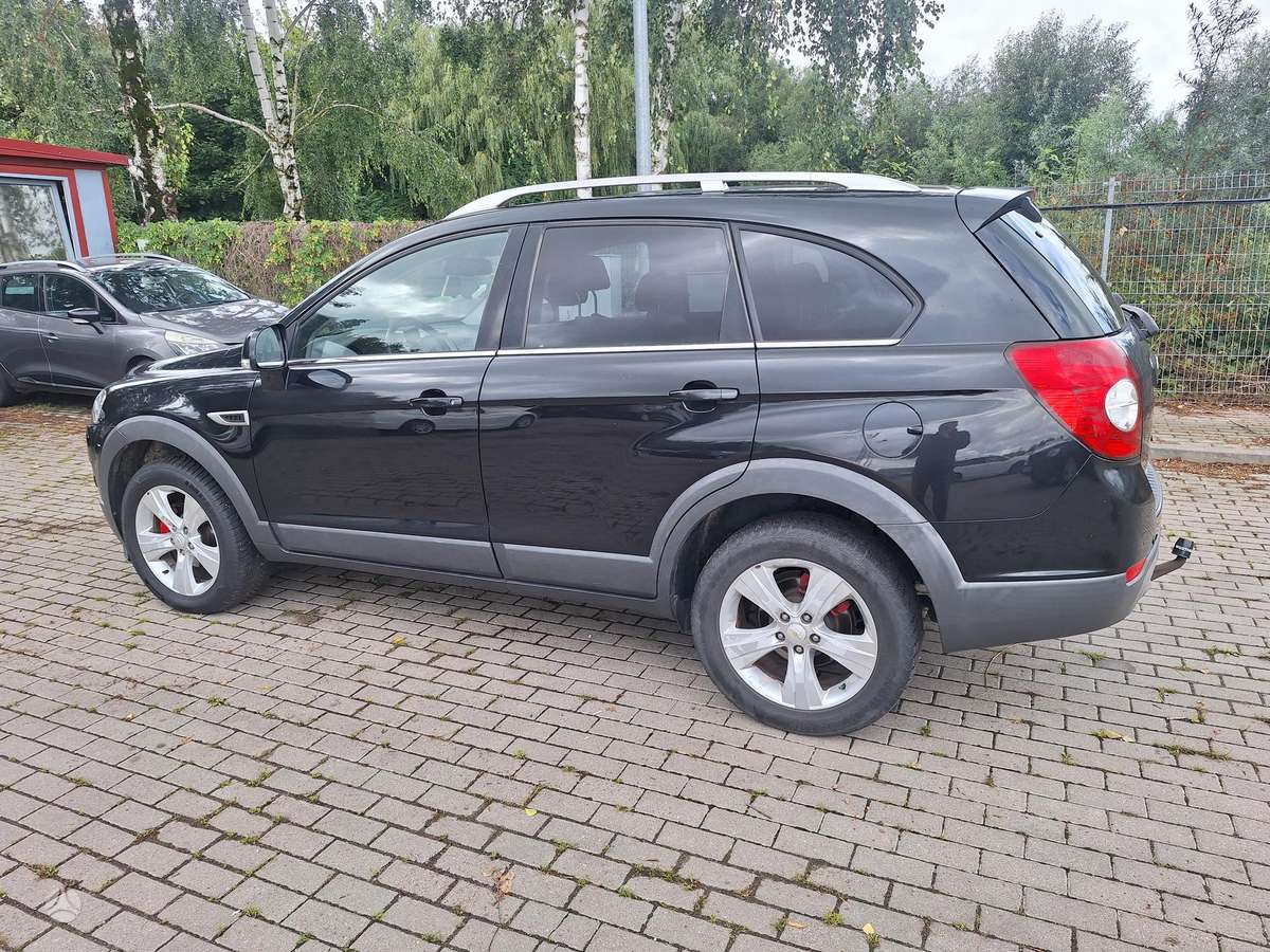 Chevrolet Captiva 2011 — photo 15