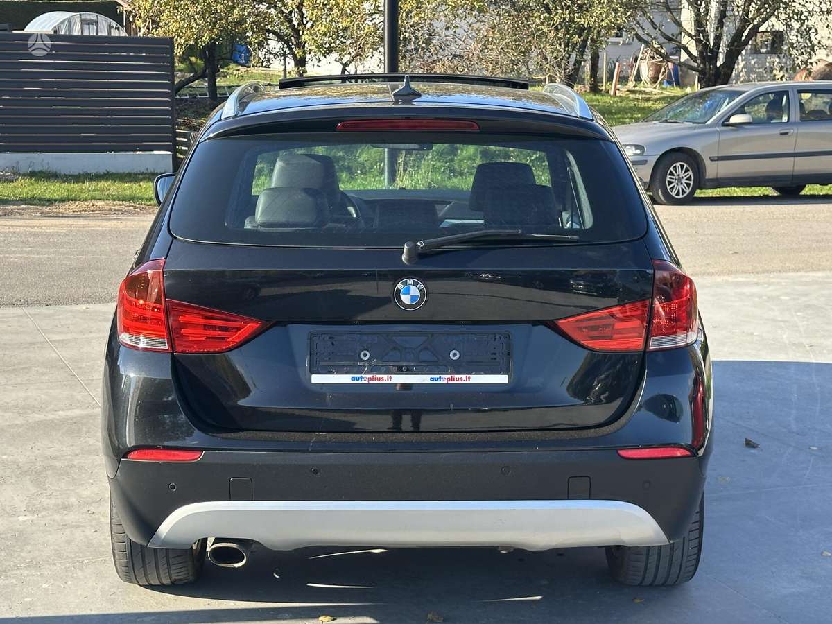 BMW X1 2011 — двигун 2000 cm³, 177 HP (130kW)