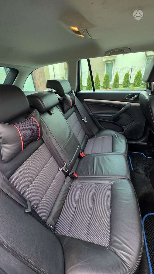 Skoda Octavia 2010 — фото 14