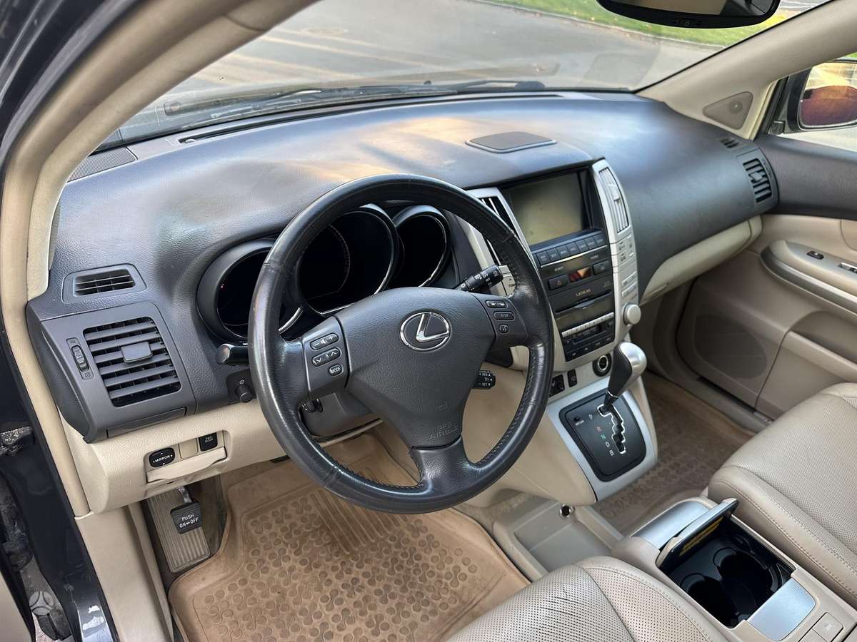 Lexus RX 2006 — photo 10