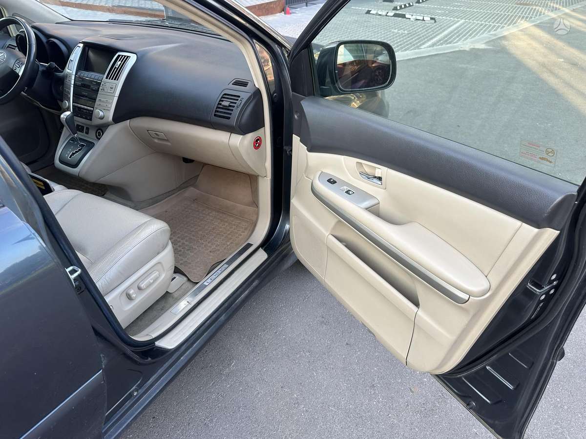 Lexus RX 2006 — photo 14