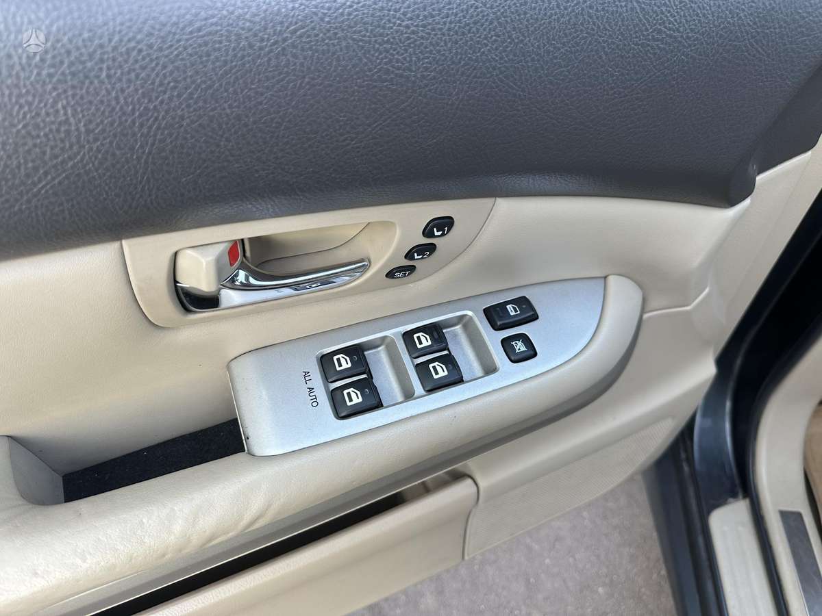 Lexus RX 2006 — photo 34