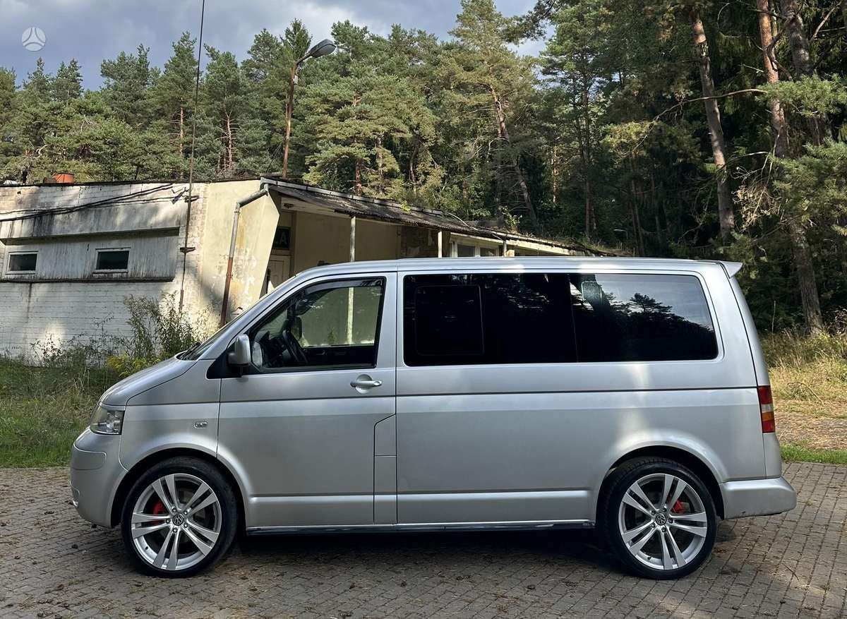 Volkswagen Multivan 2005 — двигун 2500 cm³, 131 HP (96kW)