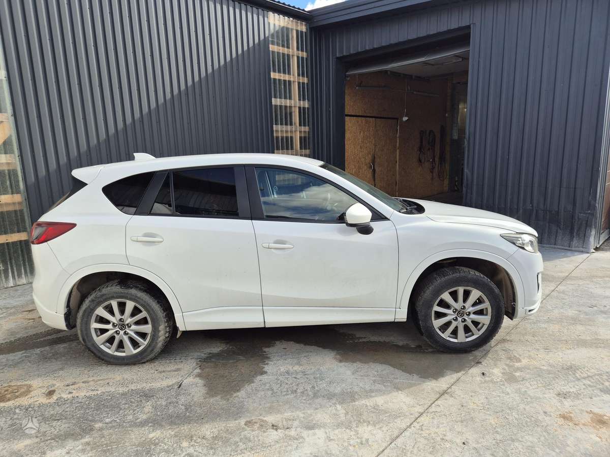 Mazda CX-5 2014 — салон