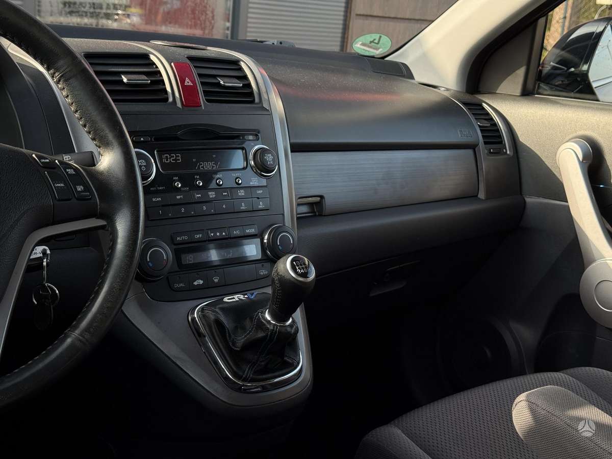 Honda CR-V 2008 — photo 10