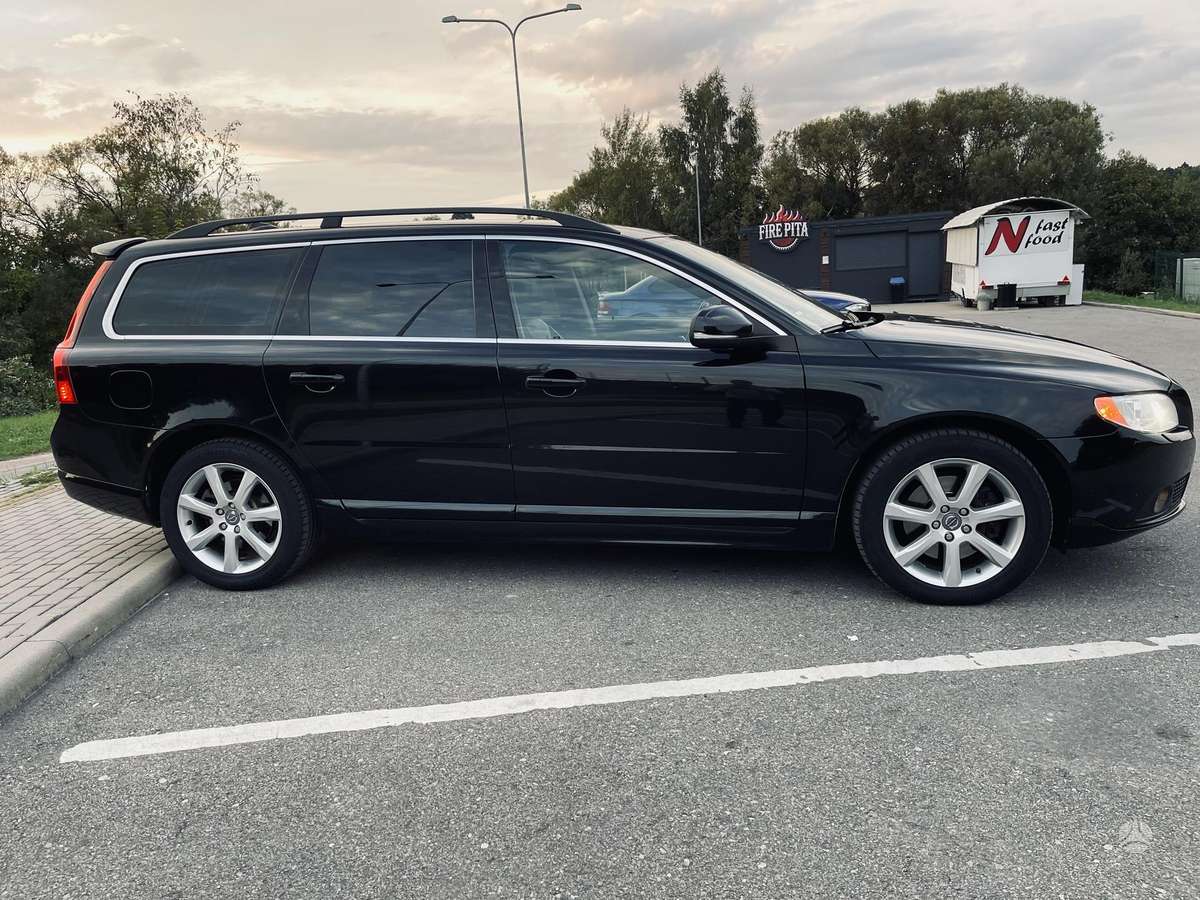 Volvo V70 2012 — engine 1984 cm³, 163 HP (120kW)