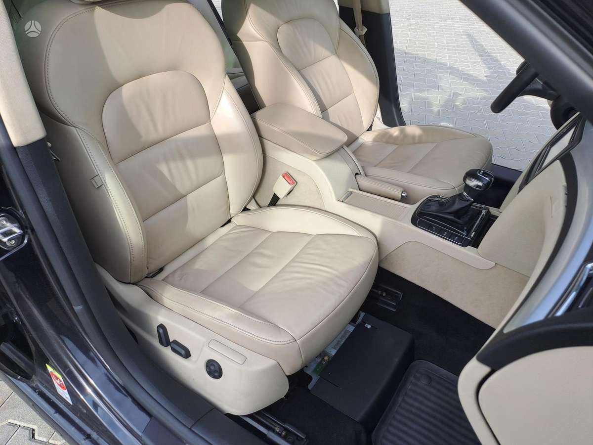 Skoda Superb 2010 — photo 13