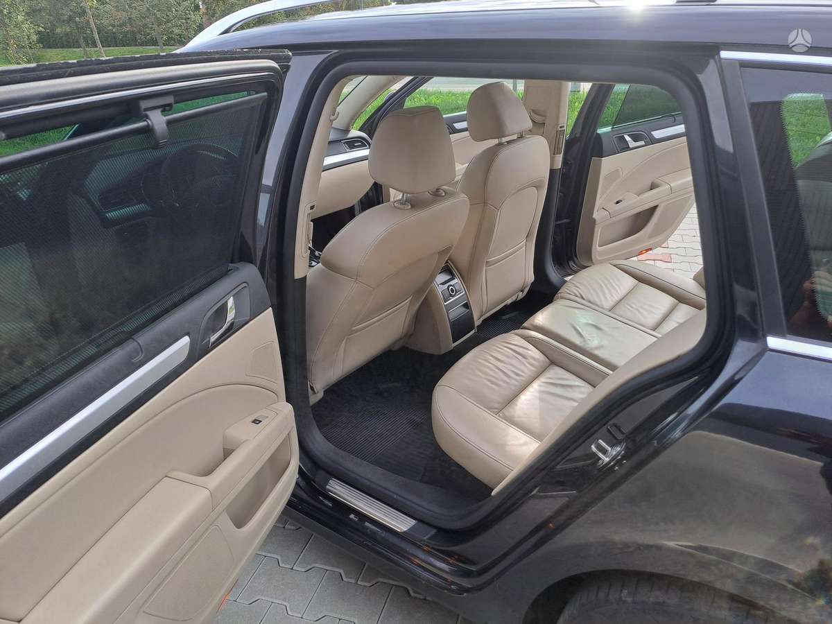 Skoda Superb 2010 — photo 15