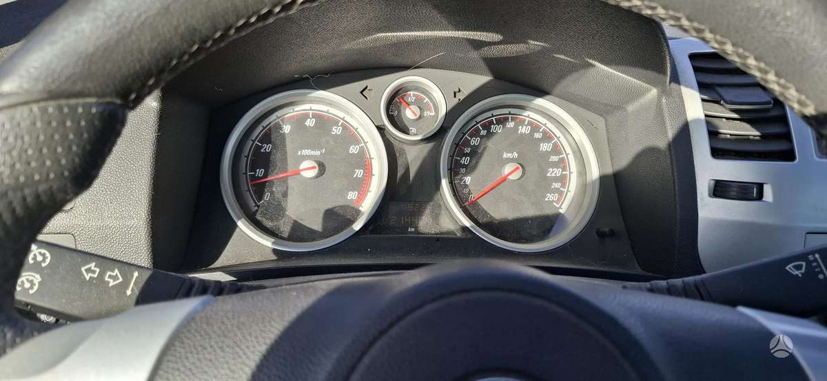 Opel Zafira 2005 — photo 8