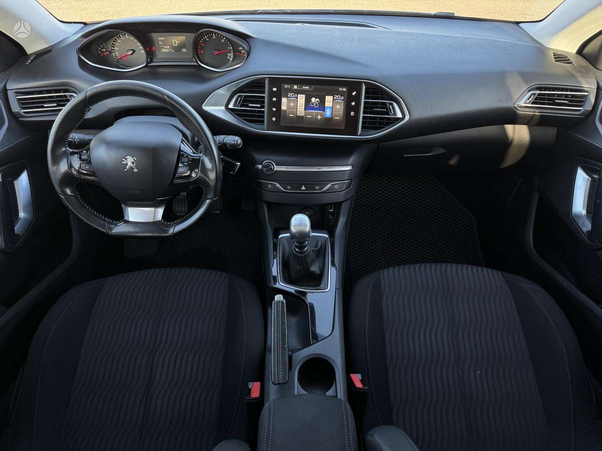 Peugeot 308 2014 — photo 18