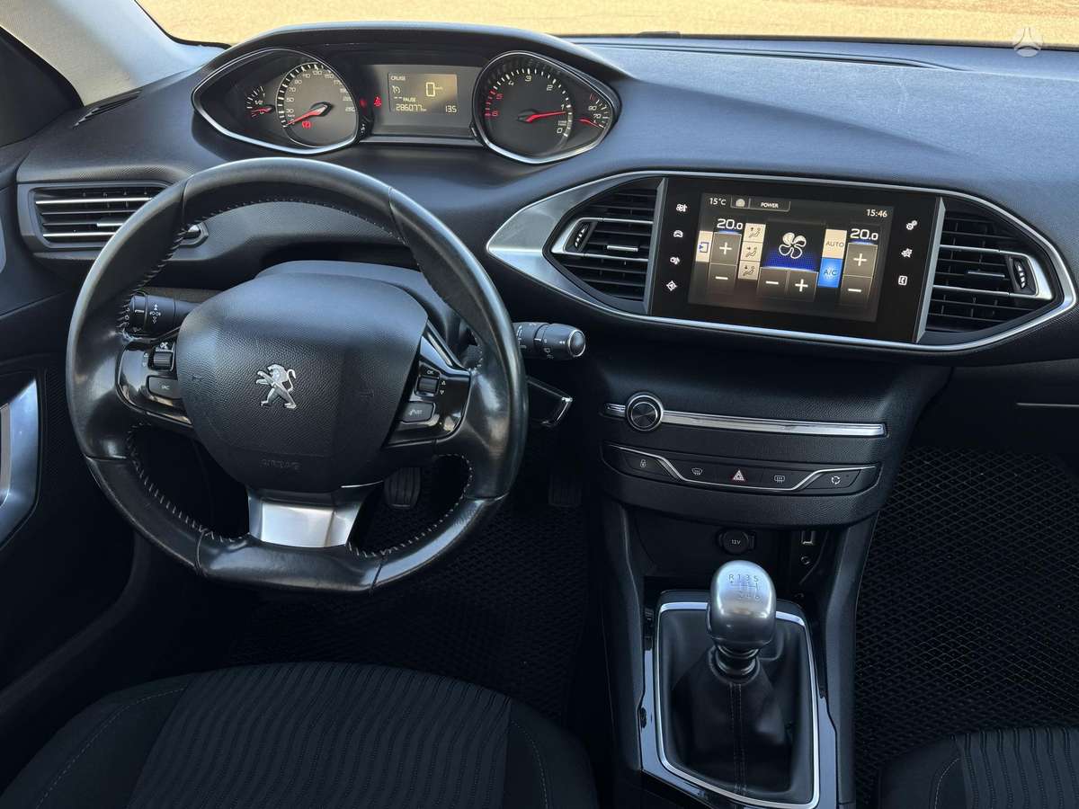 Peugeot 308 2014 — photo 19