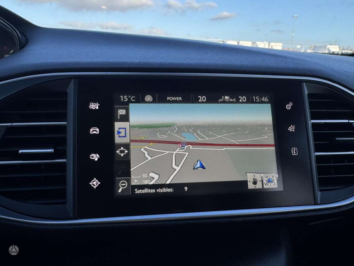 Peugeot 308 2014 — photo 22