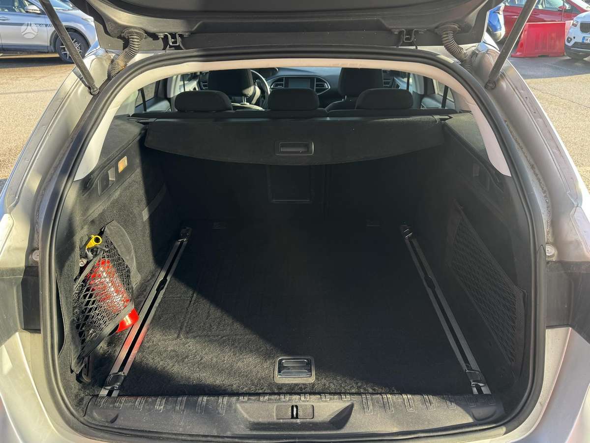Peugeot 308 2014 — photo 25