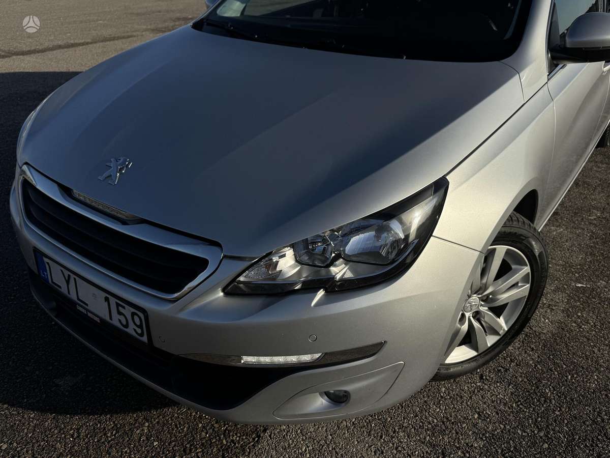 Peugeot 308 2014 — engine 1560 cm³, 120 HP (88kW)