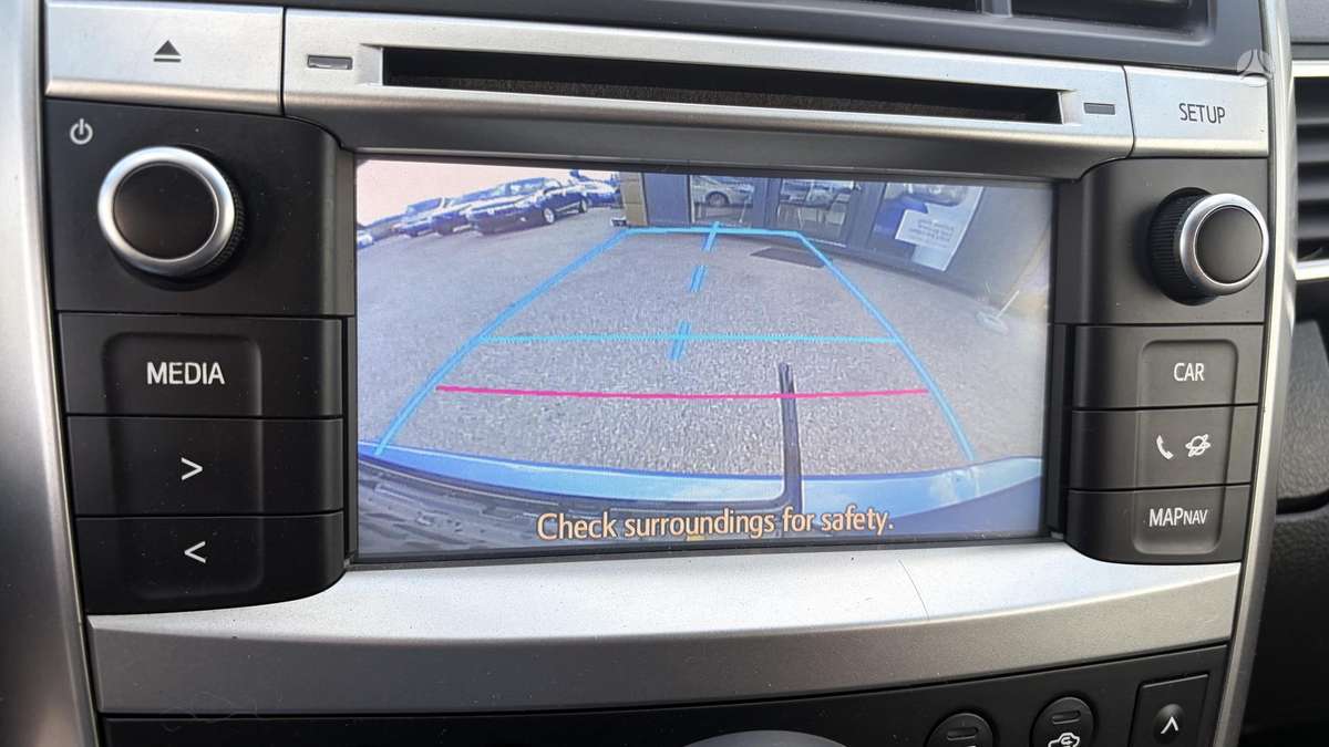 Toyota Verso 2014 — photo 31