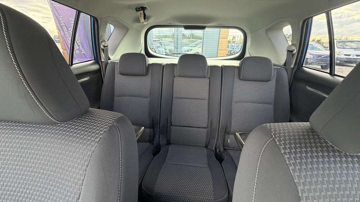 Toyota Verso 2014 — photo 35