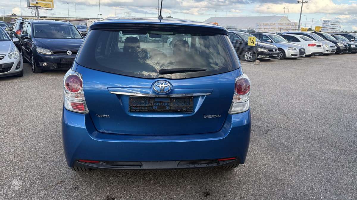Toyota Verso 2014 — photo 5