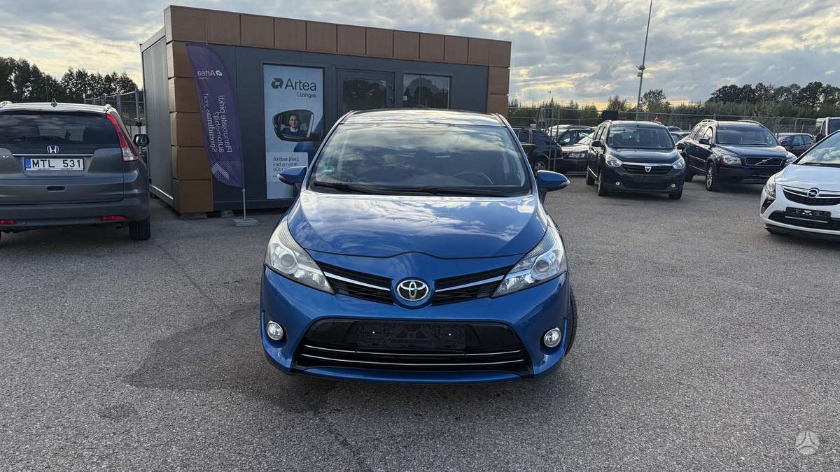 Toyota Verso 2014 — photo 9