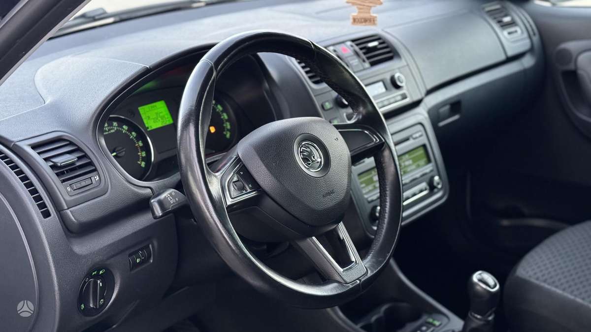 Skoda Roomster 2014 — photo 14