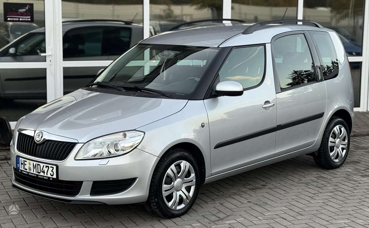 Skoda Roomster 2014 — interior