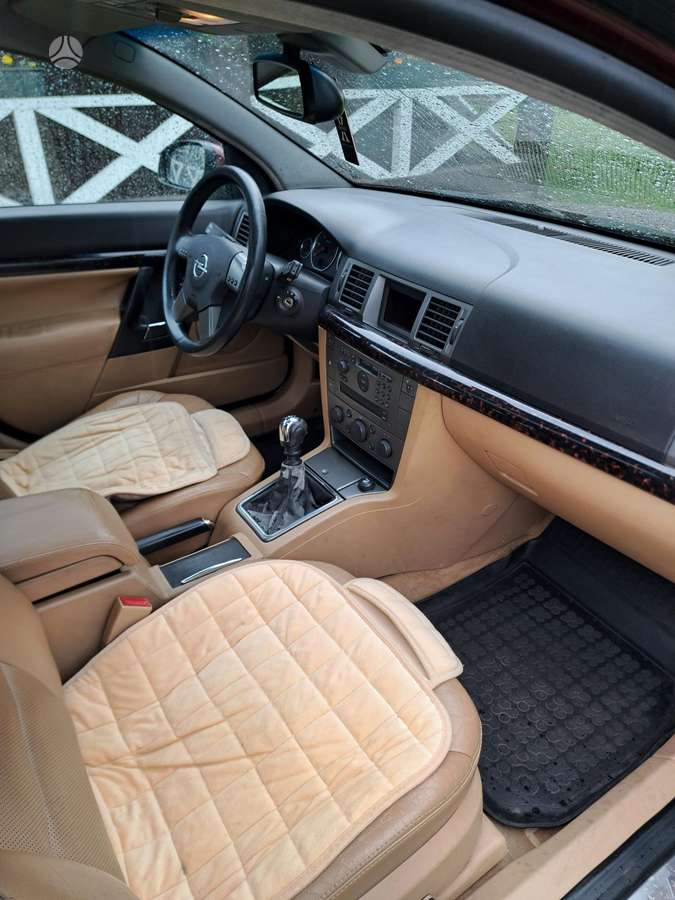 Opel Vectra 2004 — photo 5