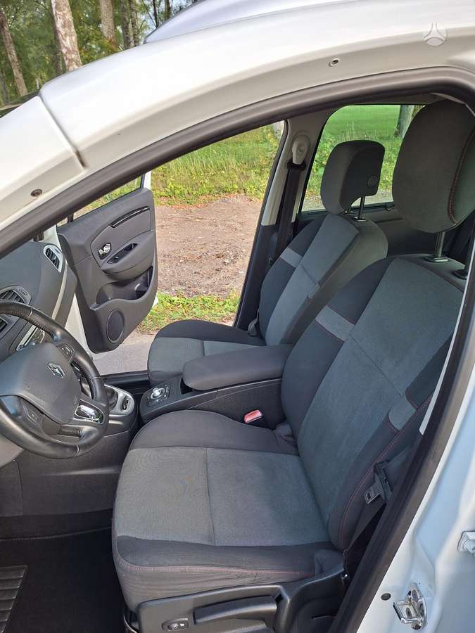 Renault Grand 2014 — photo 11