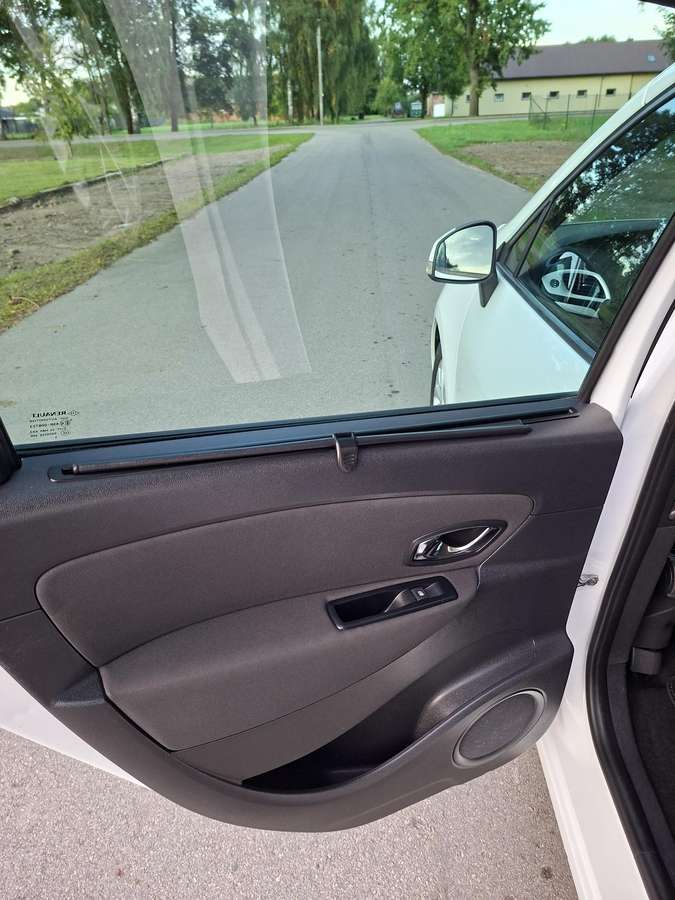 Renault Grand 2014 — photo 14