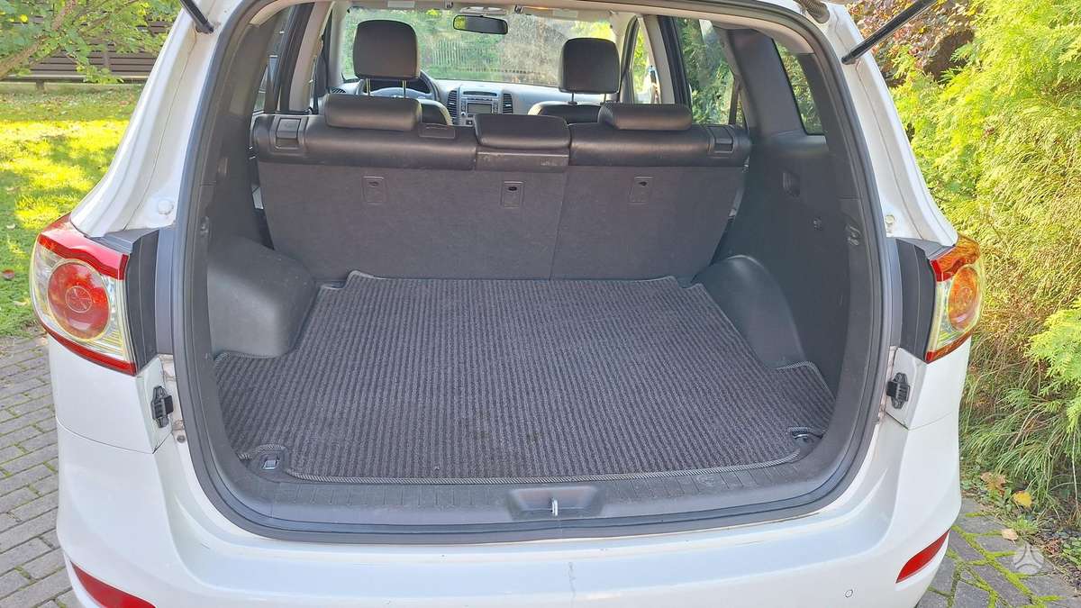 Hyundai Santa 2010 — photo 10
