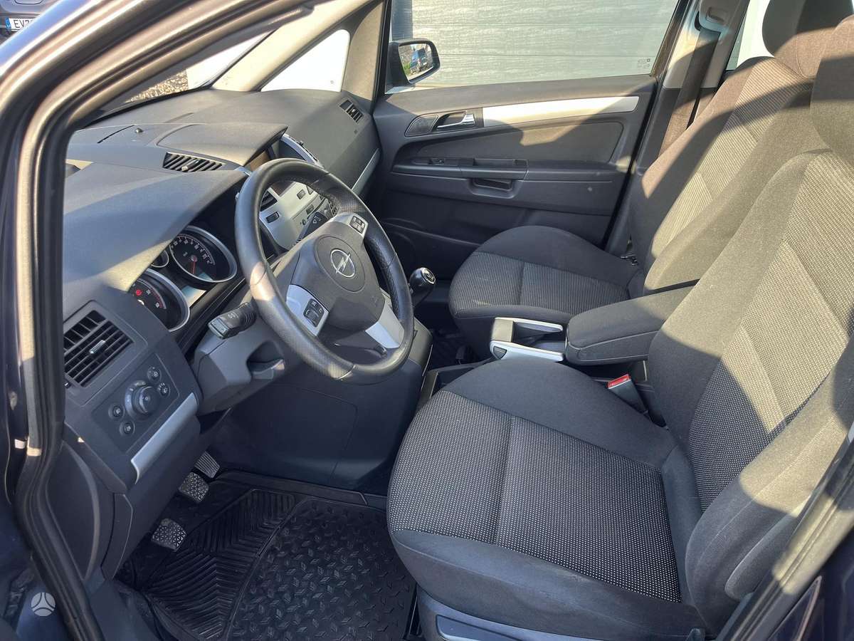 Opel Zafira 2008 — photo 9