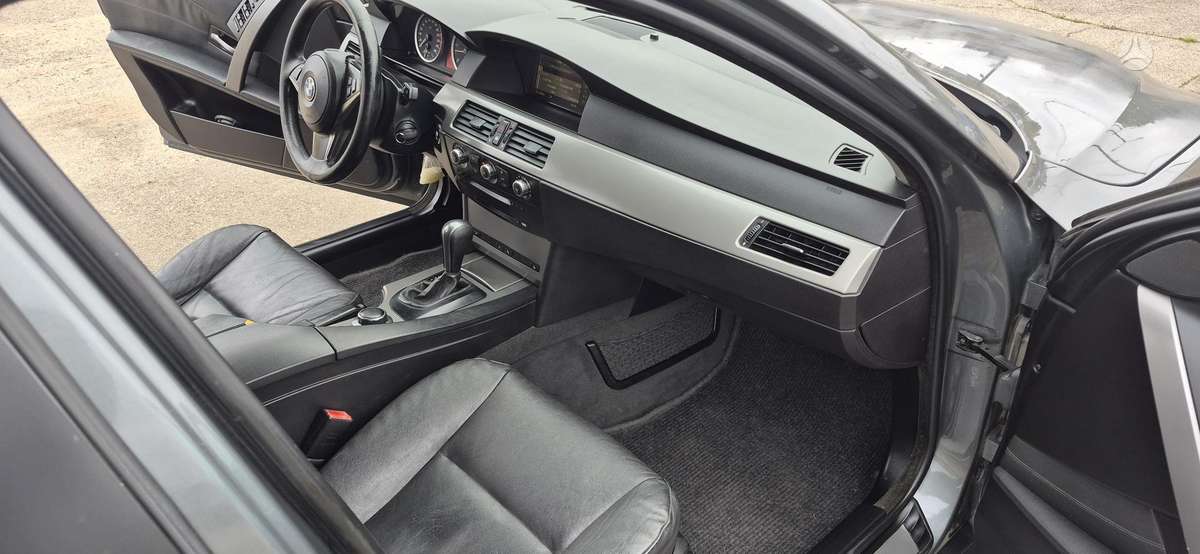 BMW 530 2006 — photo 14