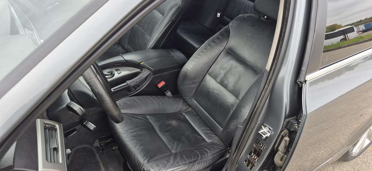 BMW 530 2006 — photo 8