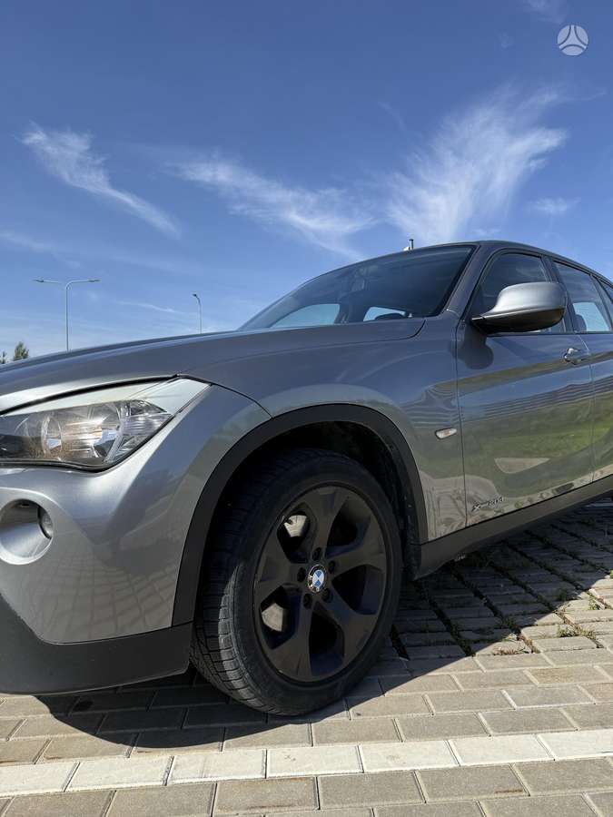 BMW X1 2011 — photo 10