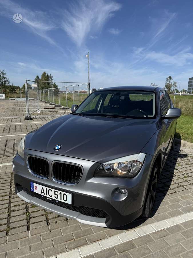 BMW X1 2011 — photo 11